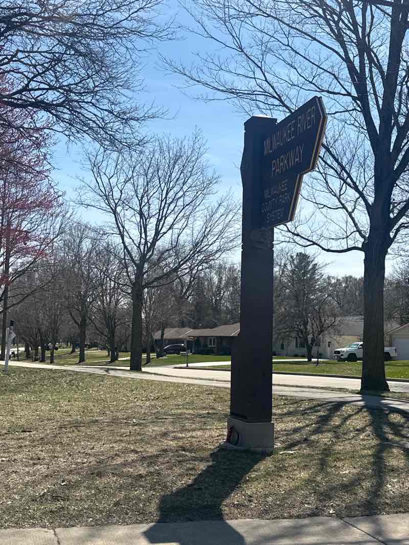 walking near me in Milwaukee River Parkway in spring