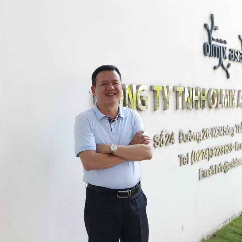 Nguyen Van Xuan profile