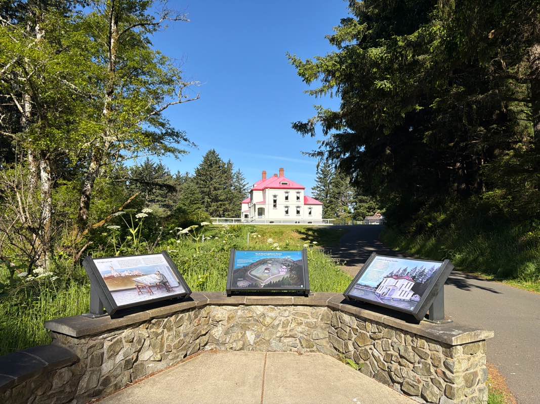 walking near me in Cape Disappointment State Park in summer