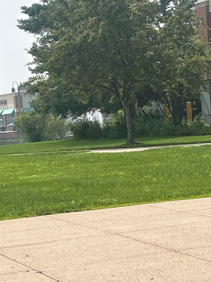 walking near me in Riverdale Park in autumn
