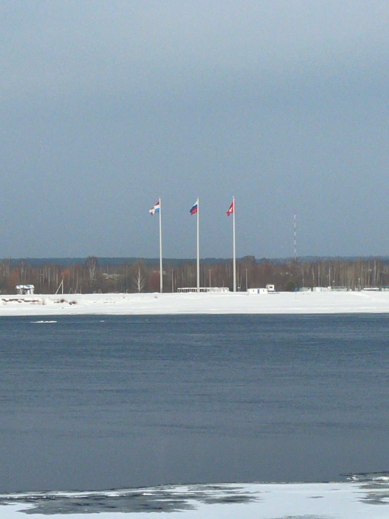 walking near me in Бульвар им. Советской Армии in spring