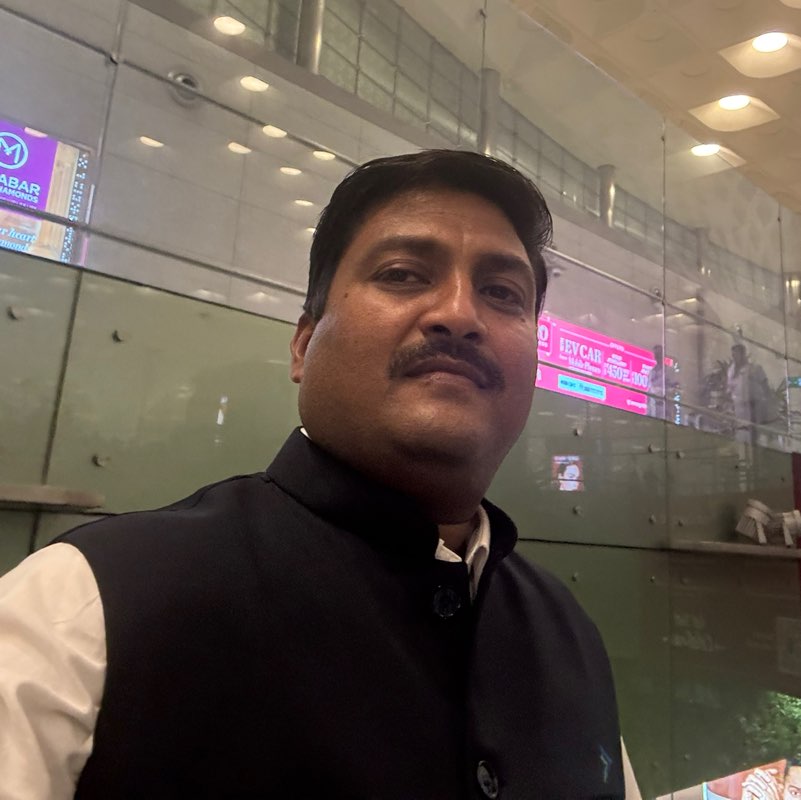 MANOJ ZENOVI 860572 profile