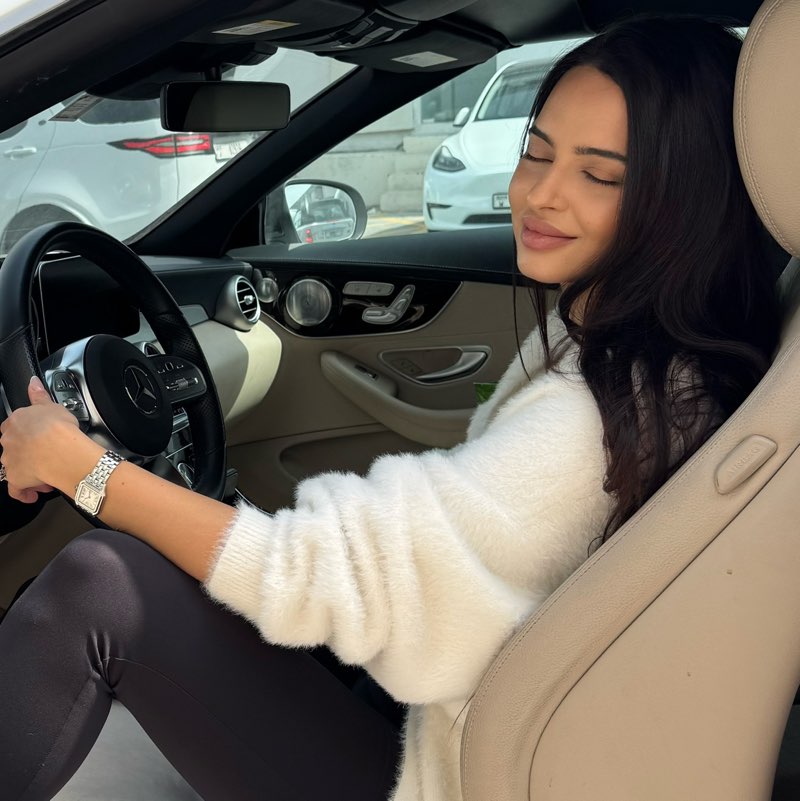 Милана profile