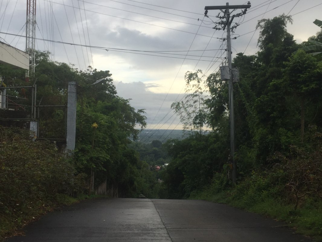 walking near me in Capiz Provincial Park in autumn