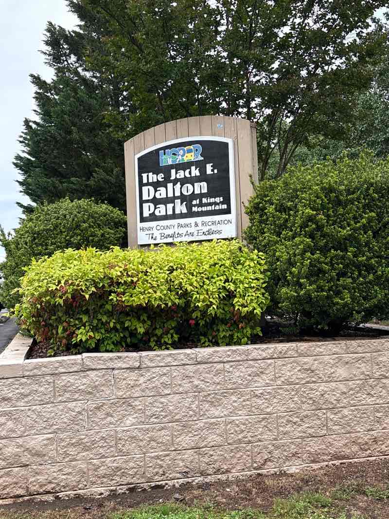 walking near me in Jack Dalton Park in spring