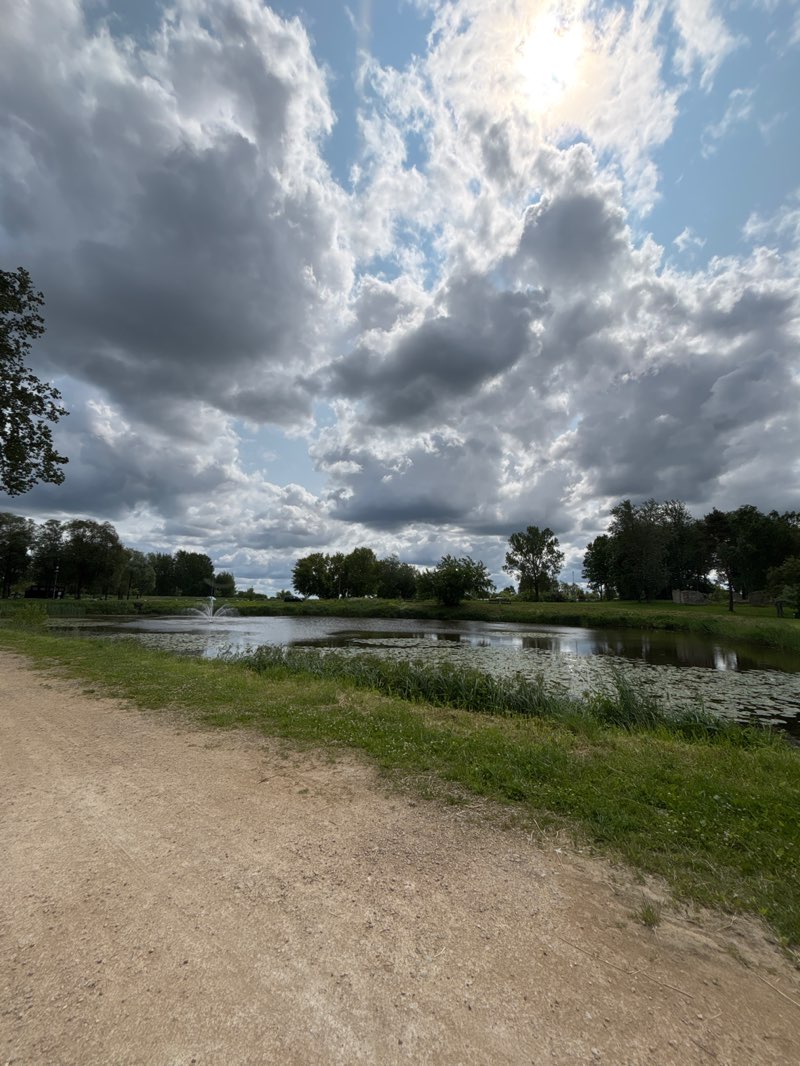 walking near me in Mazjumpravas muižas parks in summer