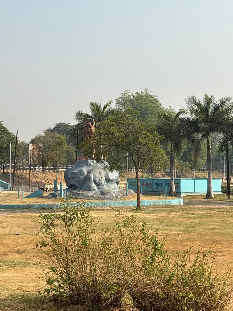 walking near me in Sambhaji Garden in spring