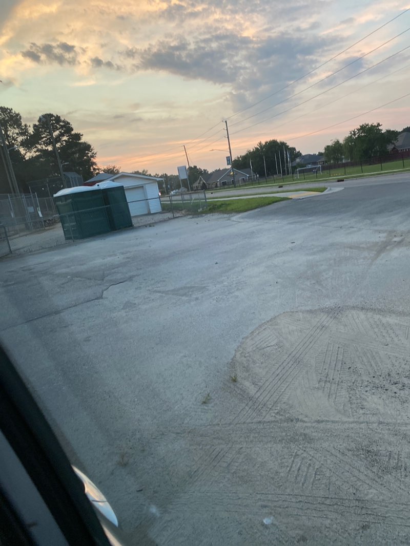 walking near me in Archer Lodge Park in summer