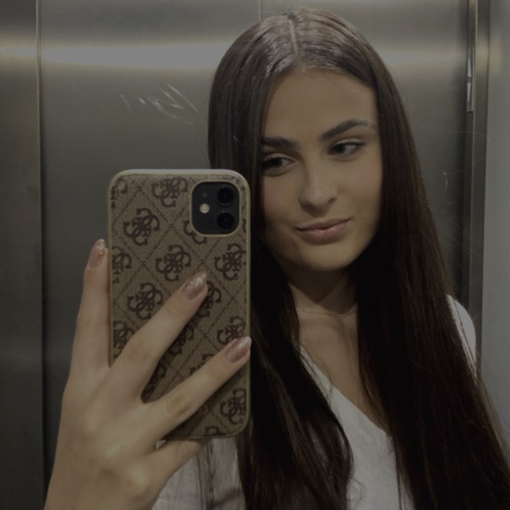 Angelika Kuznia icon