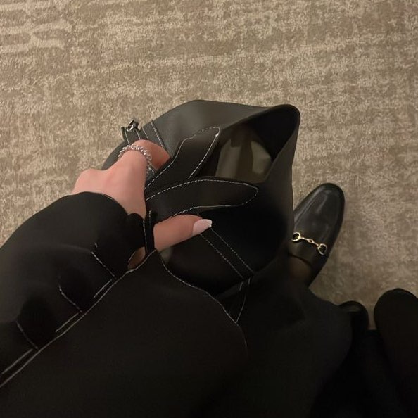 انعزال profile