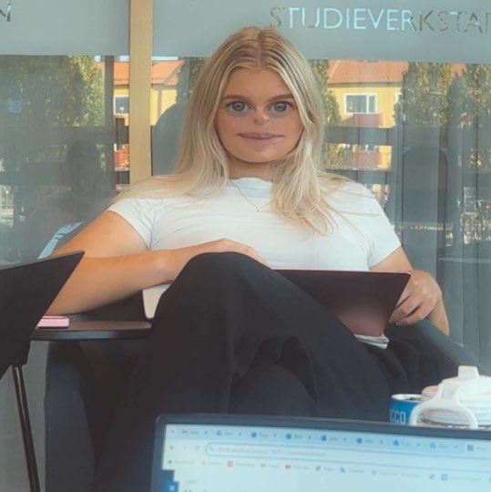 Lovisa Bäckström profile