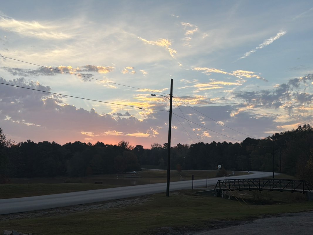 walking near me in Faulkner Park in autumn