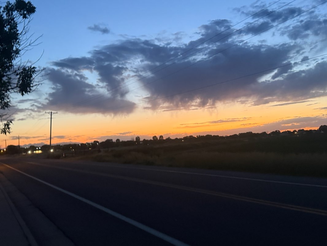 walking near me in East Memorial Park in summer