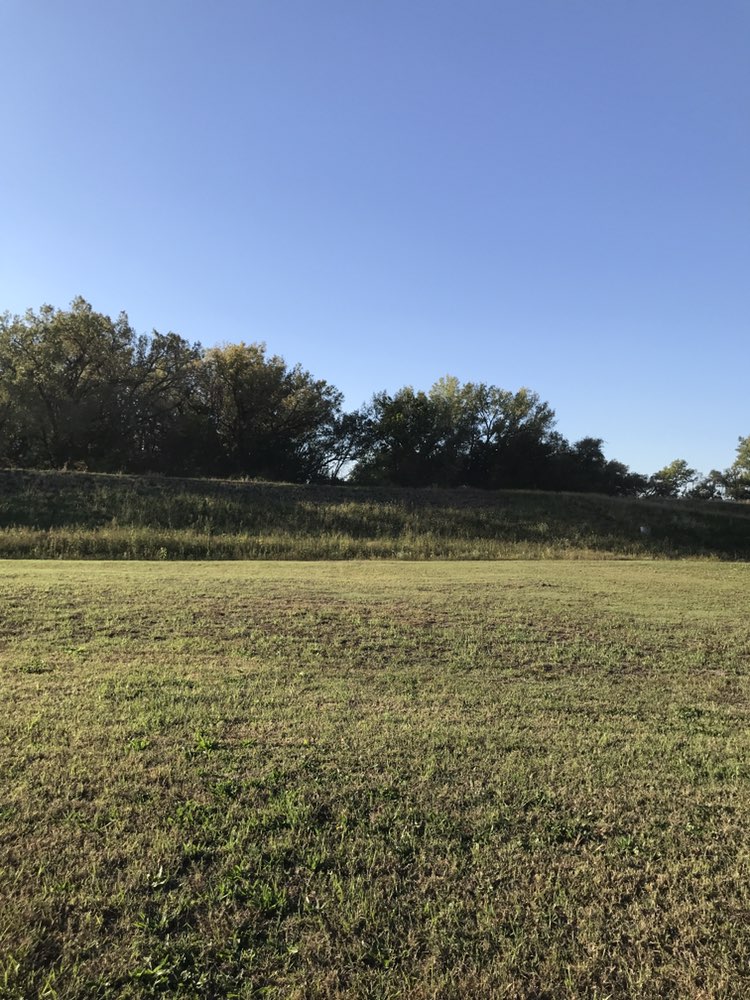 walking near me in Southeast Park in autumn