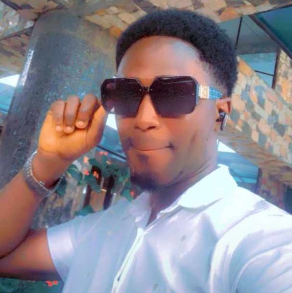 Adesewa Olalekan _ Lacakings 👑 icon