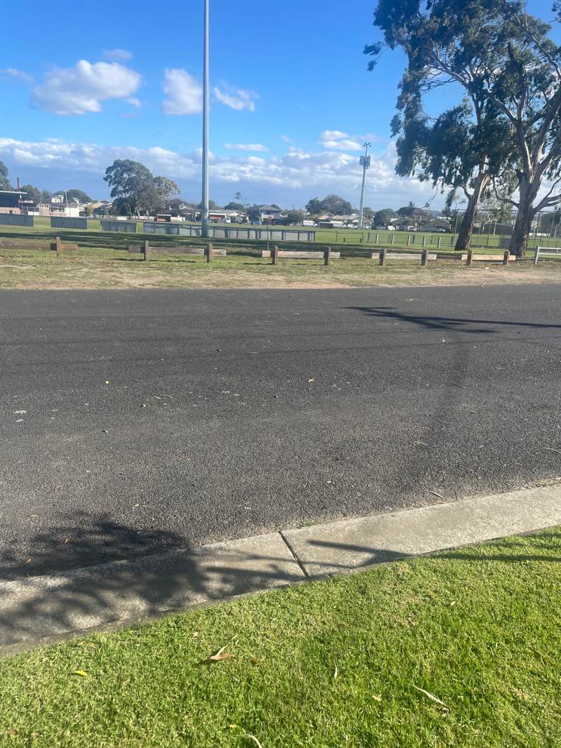 walking near me in Richmond Park in autumn