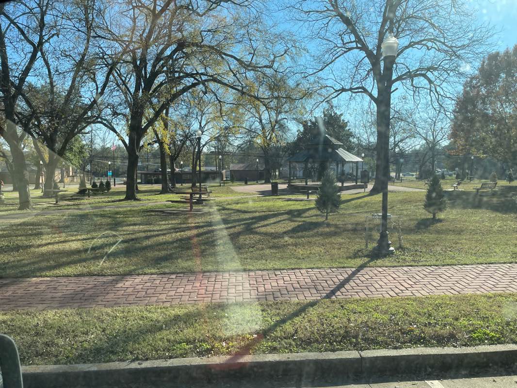walking near me in Daingerfield City Park in winter