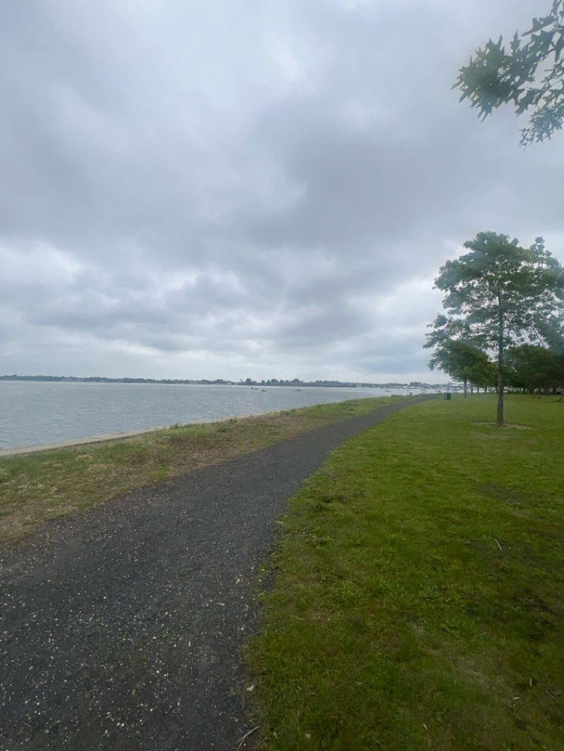 walking near me in Maclearie Park in spring