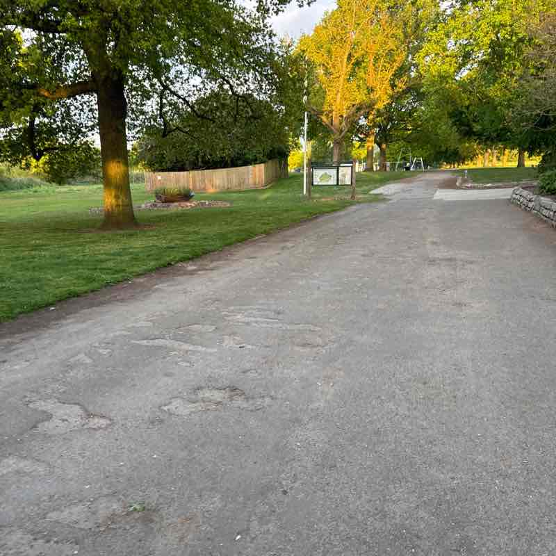 Adam 🇬🇧 post 2