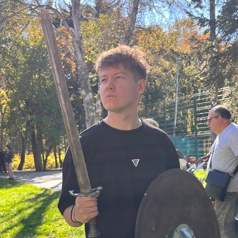 Антон Колесников profile