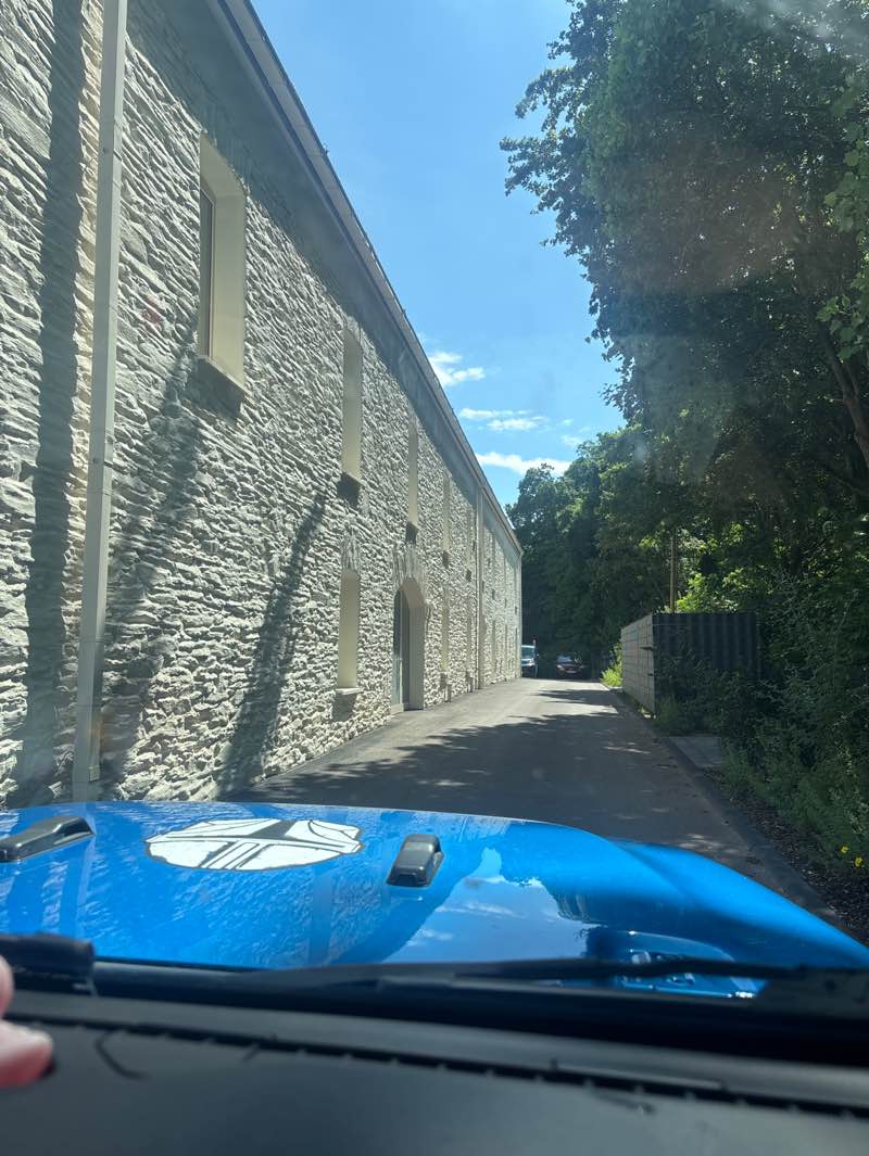 walking near me in Schloßpark Kürenz in summer