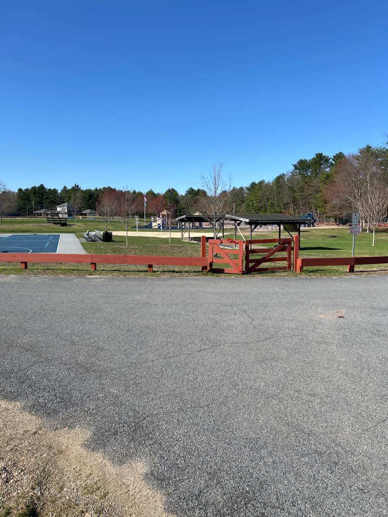 walking near me in King Street Memorial Park in spring