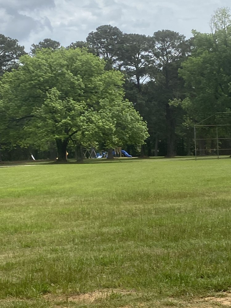 walking near me in Hayneville Road Park in spring