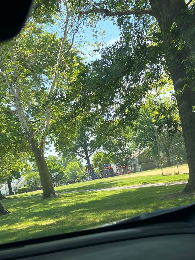 walking near me in Robin Hood Park in summer