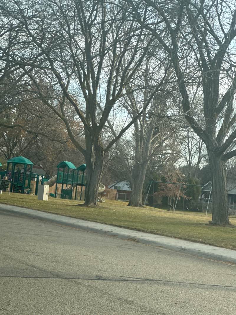 walking near me in Nottingham Park in winter
