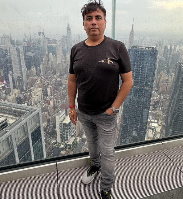 Ashok Chawla profile