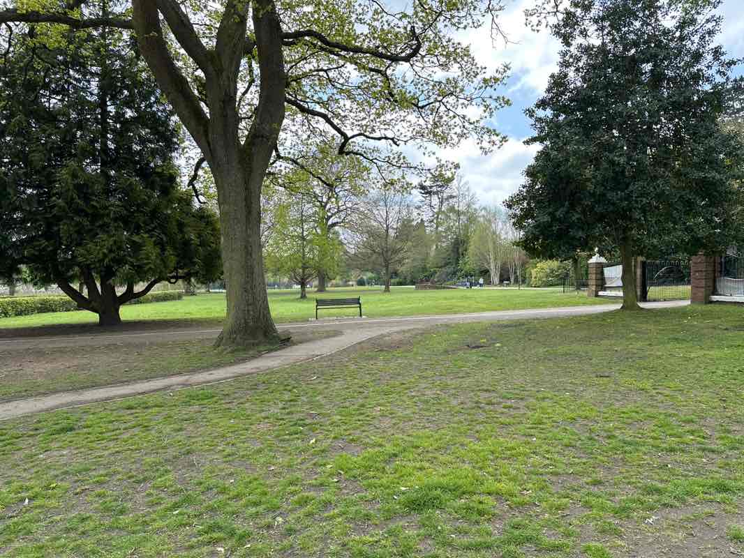 walking near me in Malvern and Brueton Park in spring