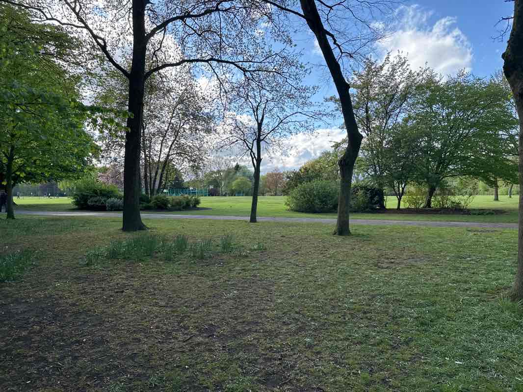 walking near me in Kings Heath park in spring