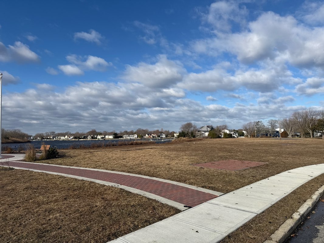 walking near me in Rev. Martin Luther King, Jr. Monument Park in winter