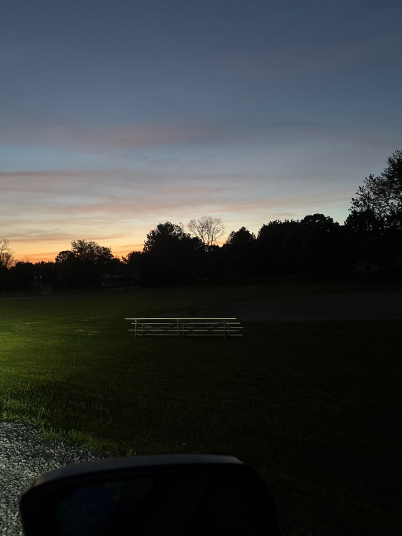 walking near me in Greenbriar Park in spring