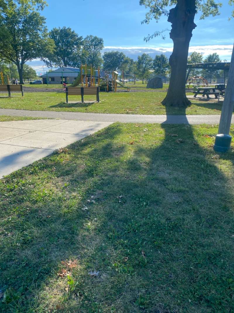 walking near me in Tri-Township Park in autumn