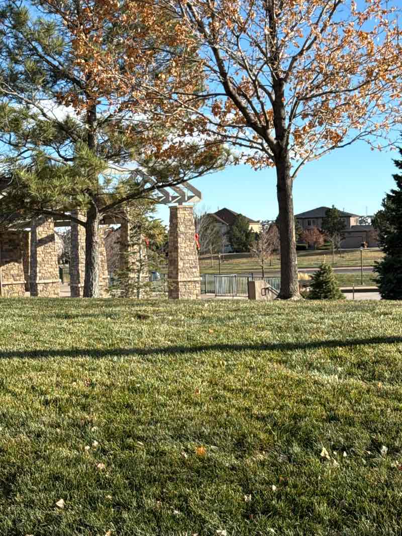 walking near me in Gateway Park in autumn