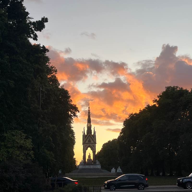 Larissa Tamires post 1