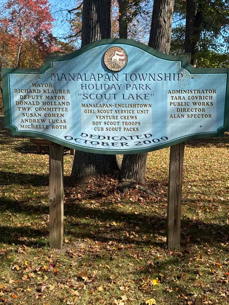 walking near me in Hawkins Road Park in autumn