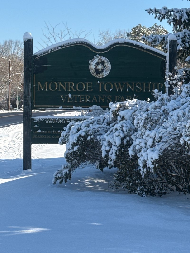 walking near me in Veterans Park in winter