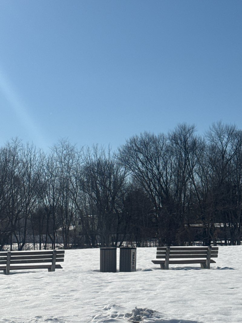 walking near me in Woodcrest Park in spring