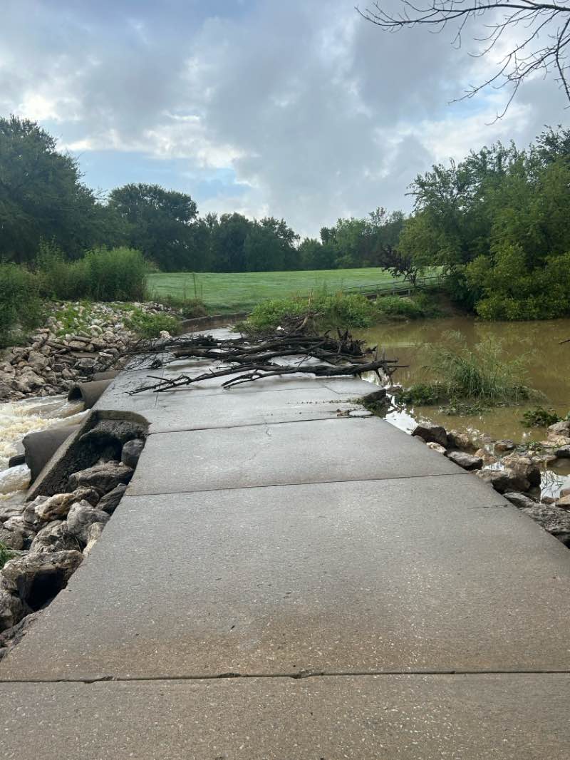walking near me in Village Creek in autumn