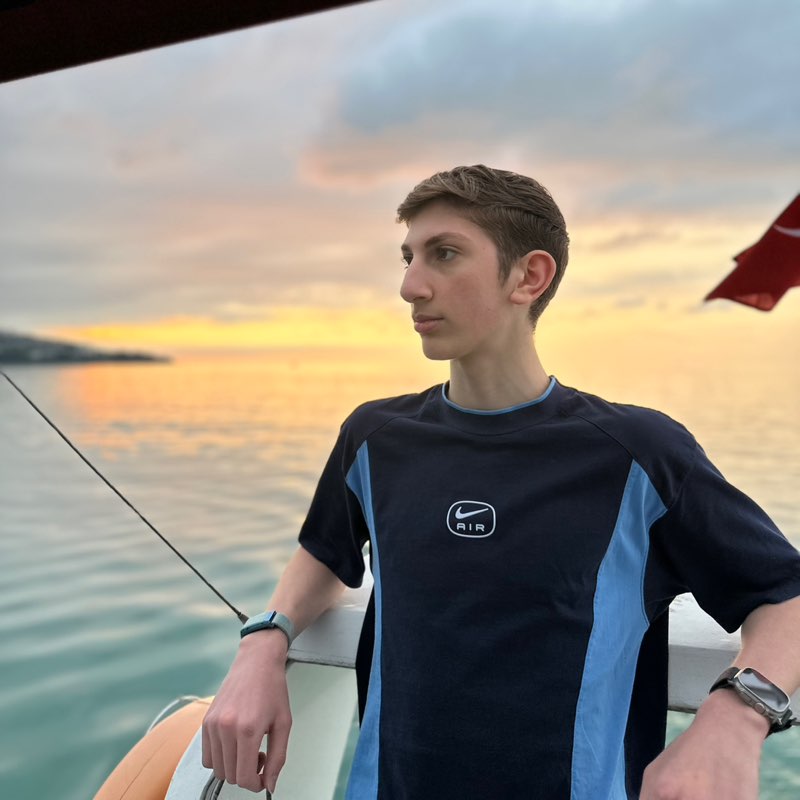 Yasser Khoshhal profile