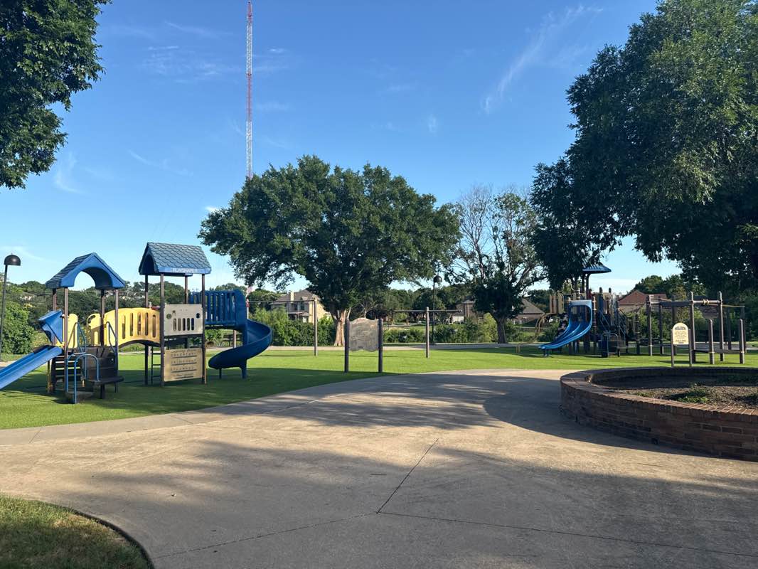 walking near me in Timbercreek Park in spring