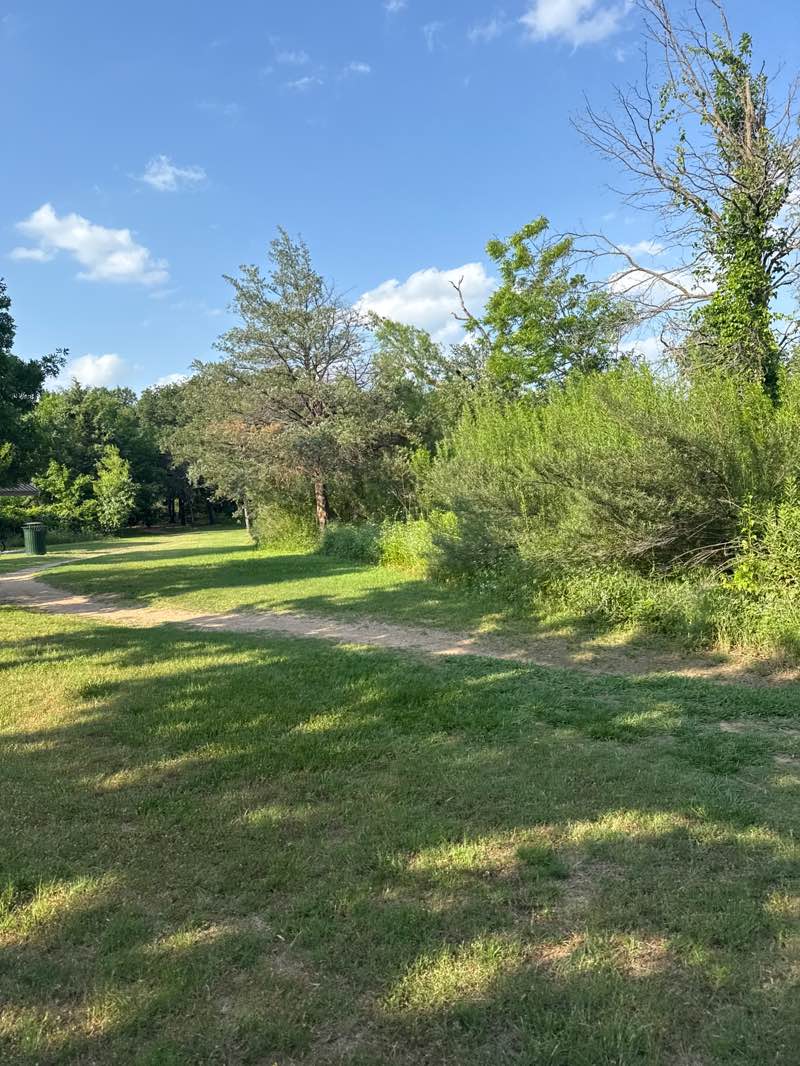 walking near me in Post Oak Park in spring
