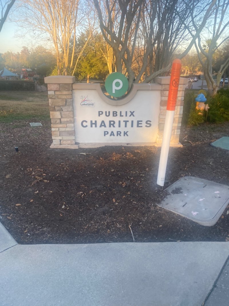 walking near me in Common Grounds Park in winter