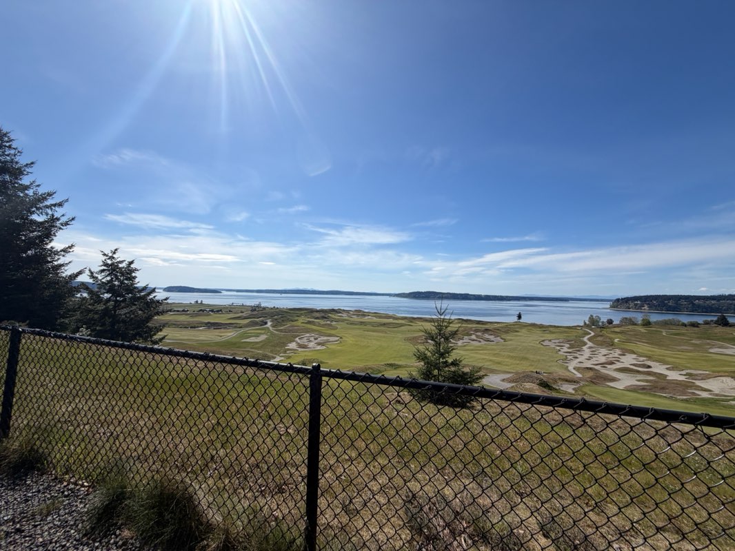 walking near me in Chambers Creek Regional Park in spring