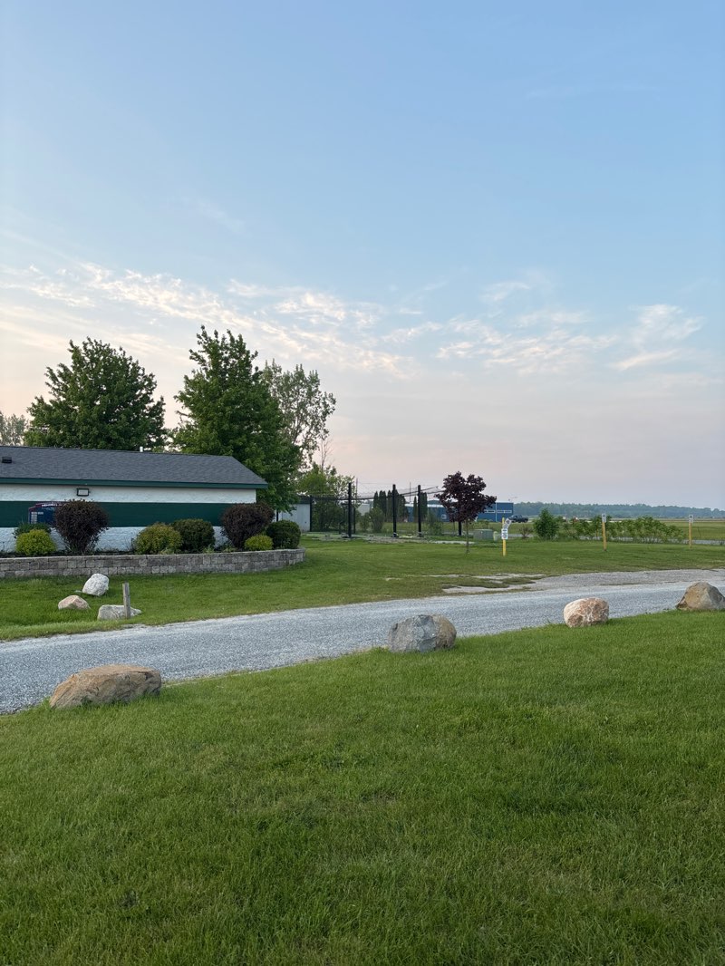 walking near me in Northwest Park in summer