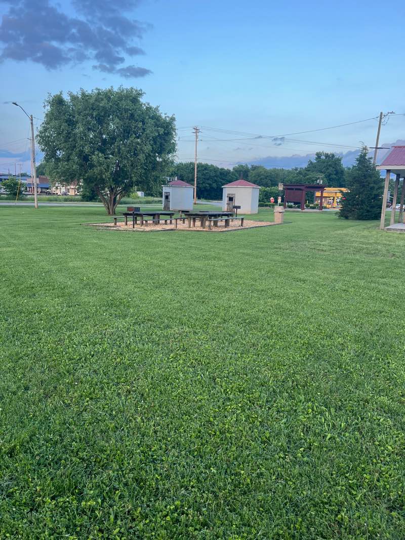 walking near me in Hank Weddington Park in spring