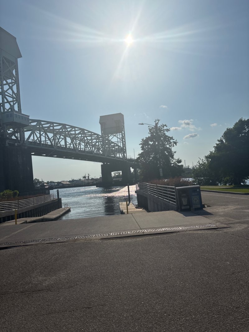 walking near me in Dram Tree Park in summer