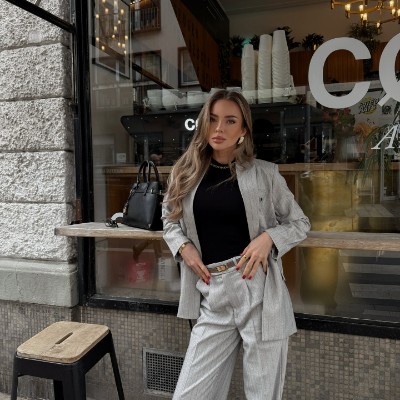 fit in Sandra post image